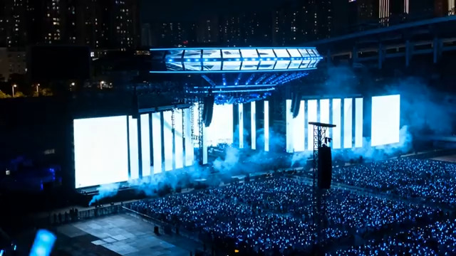  演会现场 万人荧光棒海2235#横屏 	 -