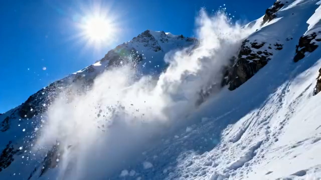  雪山雪崩震撼瞬间2203#横屏 	 