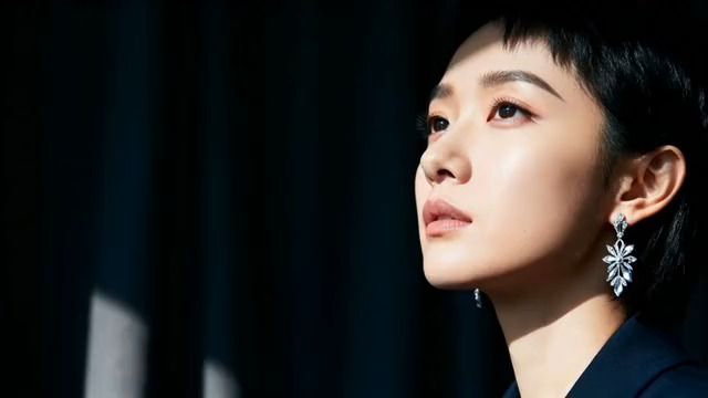  时尚女性侧脸特写1782#横屏 	 