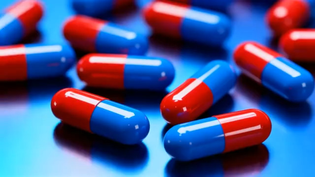  红蓝胶囊药品特写800#横屏 	 -