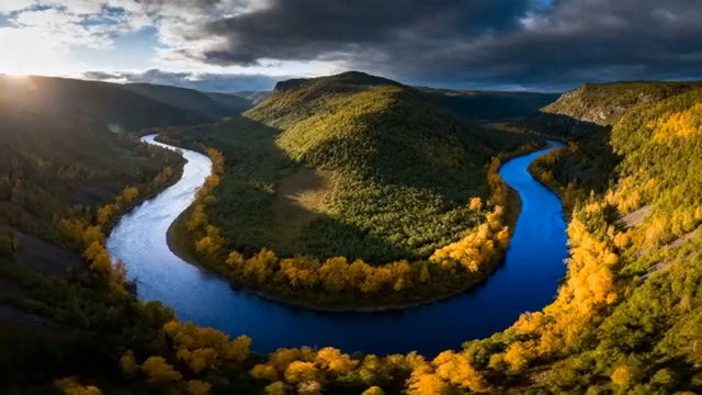  航拍秋景河流蜿蜒733#横屏 	 