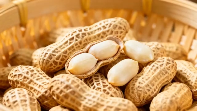  竹篮里的花生特写3225#横屏 	 -