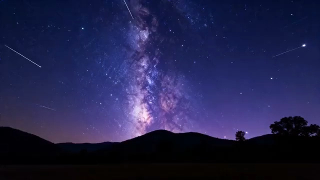  银河星空下的流星划过2954#横屏 	 