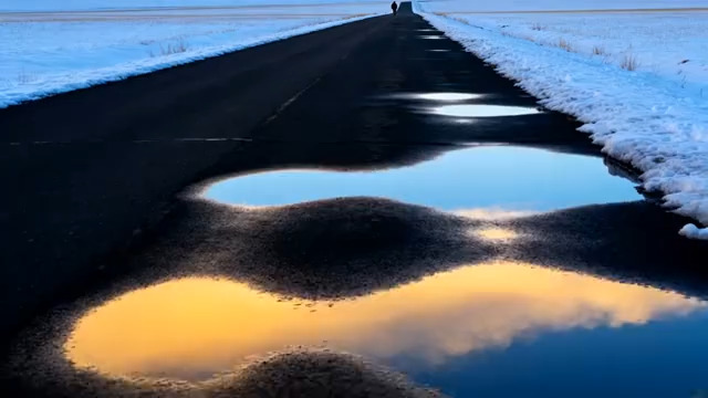  雪后道路水洼映晚霞2617#横屏 	 