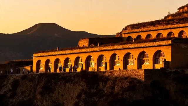  黄土高原窑洞日落998#横屏 	 