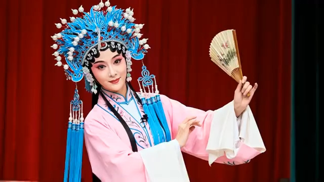  京剧花旦持扇表演1217#横屏 	 -