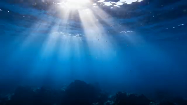  海底阳光光束穿透775#横屏 	 