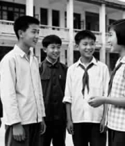  校园中学生交流场景544#横屏 	 