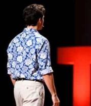  舞台上男士背影素材207#横屏 	 - 