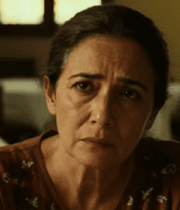 中年女性室内近景表情凝重4754#横屏 