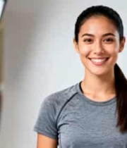  微笑女性摄影棚拍摄素材2128#横屏 	 -