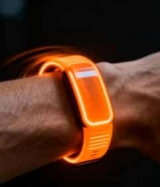  手腕佩戴发光智能手环特写264#横屏 	 