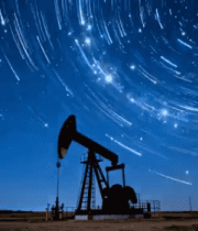 夜晚油田抽油机全景443#横屏 