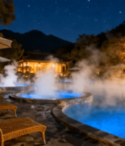 夜晚山间温泉度假场景5141#横屏 