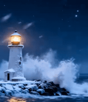 夜晚海边灯塔与海浪景观560#横屏 