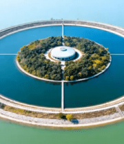 圆形建筑空中鸟瞰自然风光5465#横屏 