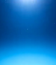  水下阳光照射船只画面620#横屏 	 