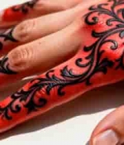  手部红色彩绘花纹素材144#横屏 	 