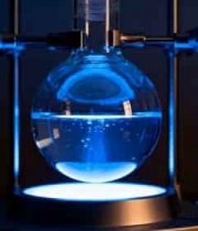  实验室玻璃器皿中的蓝色液体718#横屏 	 