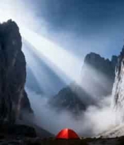  山间红色帐篷自然风光204#横屏 	 - 