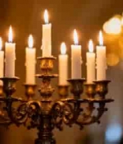  桌上花瓶插放鲜花装饰画面2532#横屏 	 - 