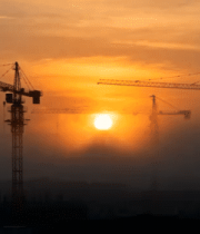 夕阳下建筑工地塔吊景观2888#横屏 