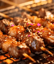 炭火上烤制的美味羊肉串3625#横屏 