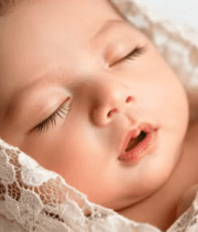 熟睡中的新生婴儿802#横屏 