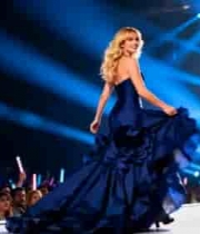  女歌手舞台表演现场画面2249#横屏 	 -