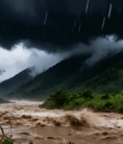 山间暴雨洪水自然景象4342#横屏 