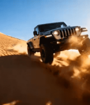 沙漠中越野车行驶画面1301#横屏 