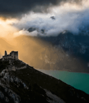 山顶城堡自然风光1971#横屏 