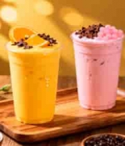  两杯装饰精美的特色饮料818#横屏 	 