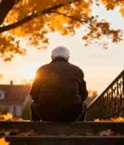  老人秋日黄昏独坐台阶背影1439#横屏 	 