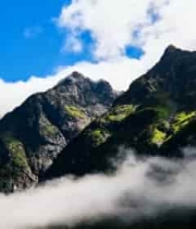  蓝天白云下的山脉与云雾931#横屏 	 - 