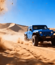 沙漠中蓝色汽车越野行驶858#横屏 