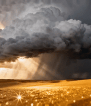 沙漠上空厚重云层阳光穿透画面1659#横屏 