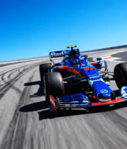 赛道上行驶的蓝色赛车2515#横屏 