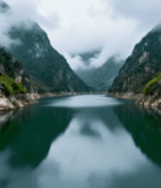 青山绿水间的宁静河流1030#横屏 