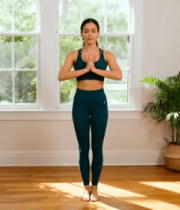 女子室内站立合十做瑜伽2110#横屏 