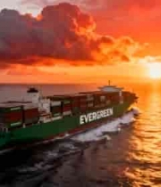  海上集装箱货轮日落航行画面429#横屏 	 