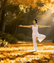 林间女子户外练瑜伽2649#横屏 