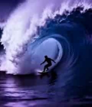  海洋冲浪者于海浪中驰骋画面2112#横屏 	 - 