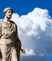 蓝天白云下的古典人物雕像(1)5411#横屏 