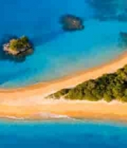  俯瞰热带海滩与海洋景观1916#横屏 	 