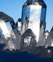 晶莹剔透的天然水晶特写336#横屏 