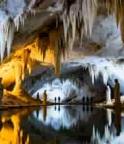  洞穴内佛像景观684#横屏 	 