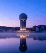 湖边球形建筑晨景4372#横屏 