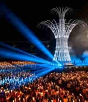  大型演出活动现场人群与舞台1602#横屏 	 