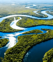 俯瞰蜿蜒河流与湿地风光1607#横